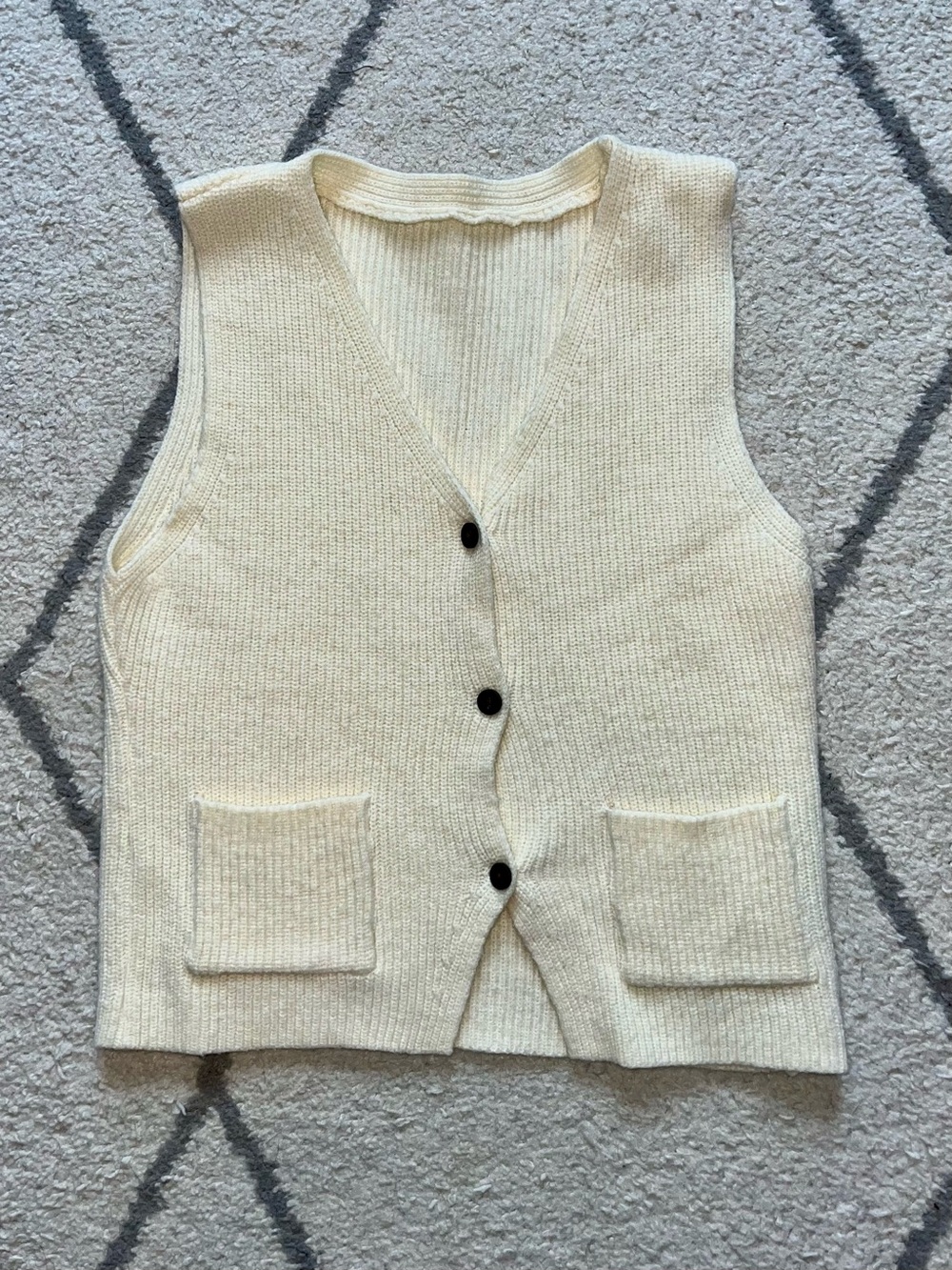 Women’s Cream Knit Button Vest - Casual Sweater Vest
